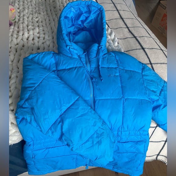 brand new levis puffer coat - Picture 3 of 6